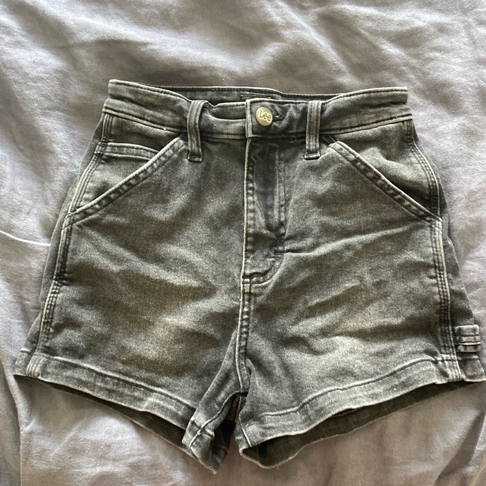 Lee jean shorts (NWT)